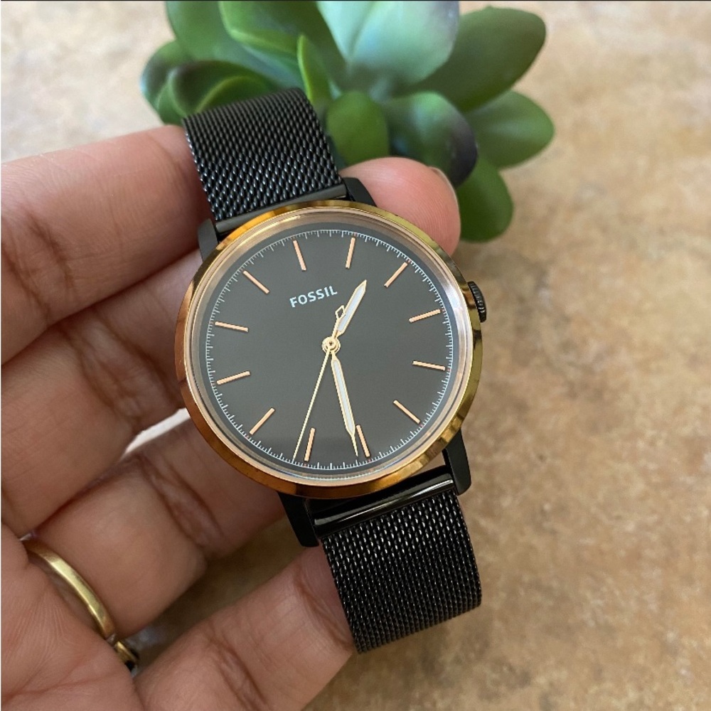 Women’s Fossil Neely Women’s Wrist Watch